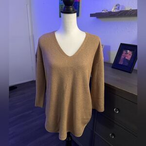 Beautiful new sweater by Chico size 2/16 W